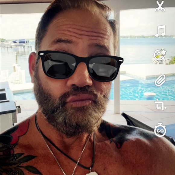 Meet your Posher, Christopher - Picture 3 of 11